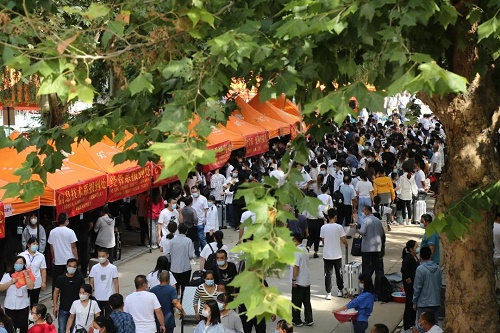 石家莊東華鐵路學(xué)校2023年春季班開(kāi)始報(bào)名啦！