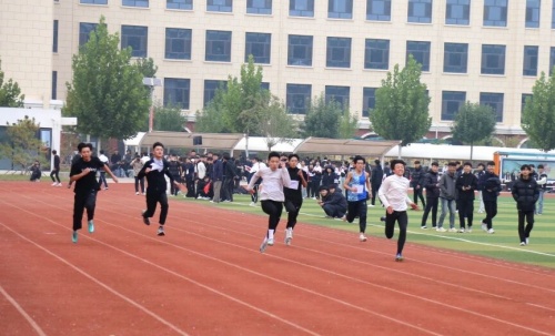 2026年石家莊東華鐵路學(xué)?？ǚ謫?？